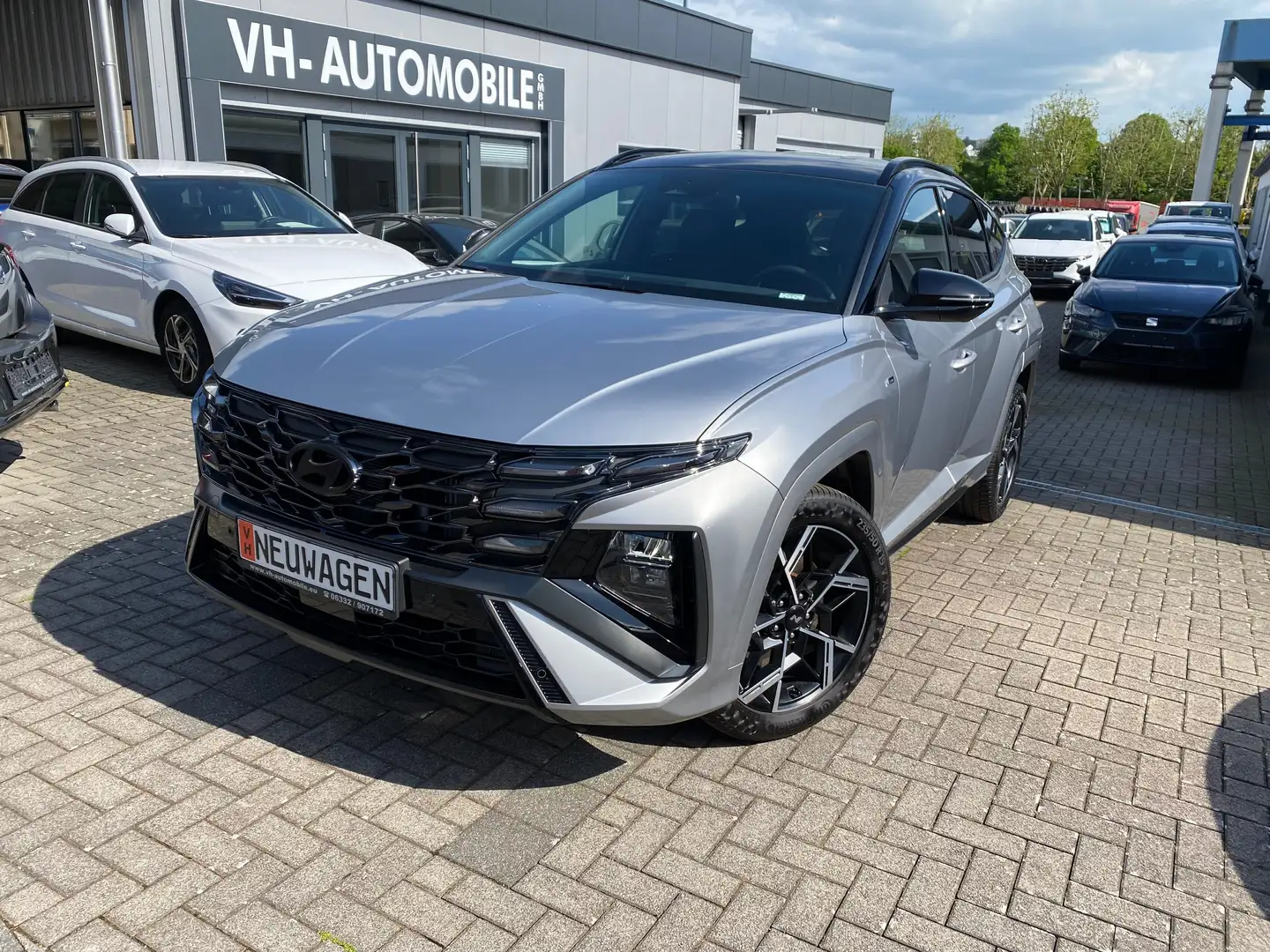 Hyundai TUCSON 1.6T-GDI N Line*NAVI&R.KAMERA*SmartKey*Winterpaket Silber - 1