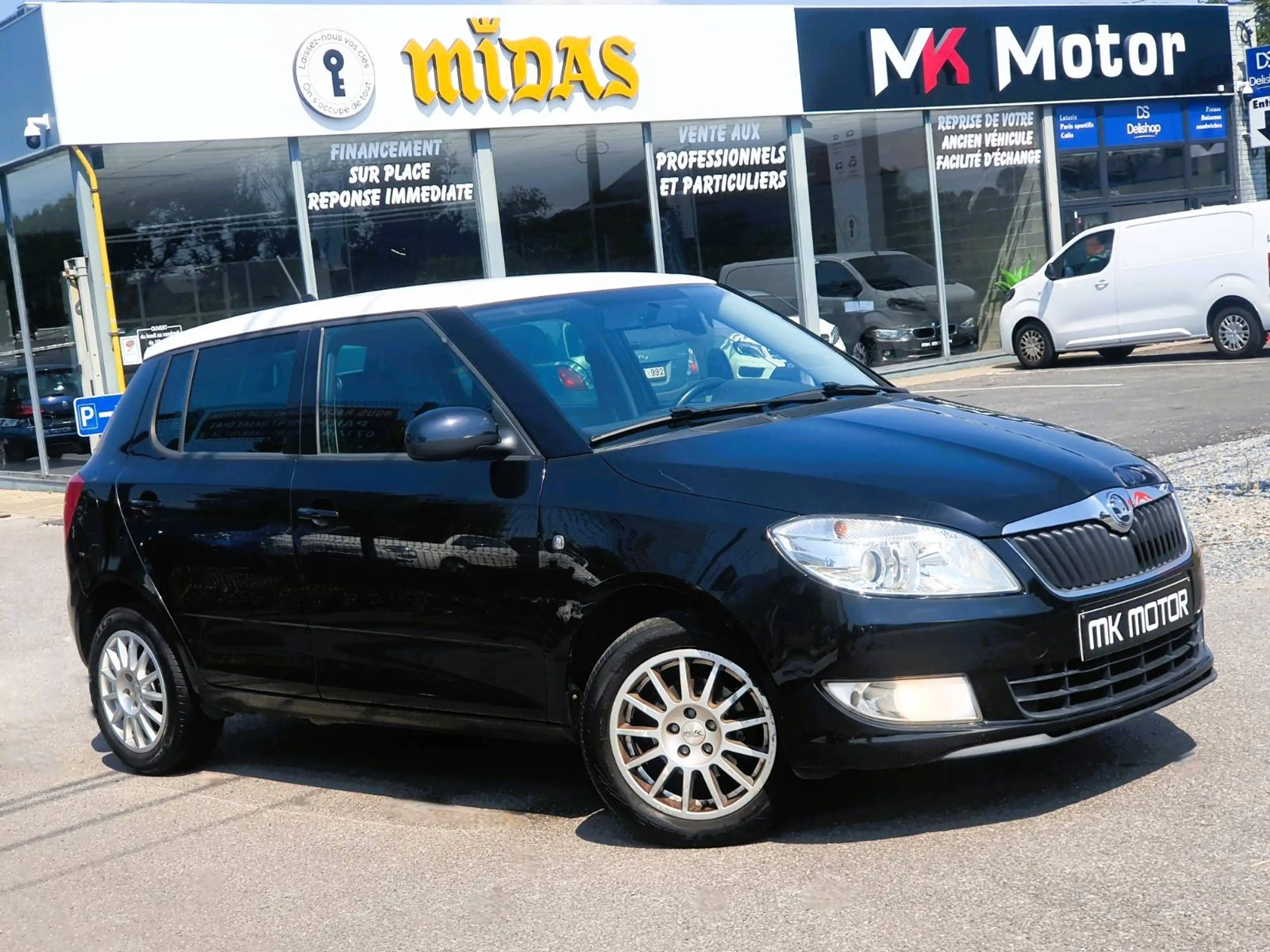 Skoda Fabia 🟢1.6 TDi 90CV - CLIM - GPS - BLUETOOTH — photo 2