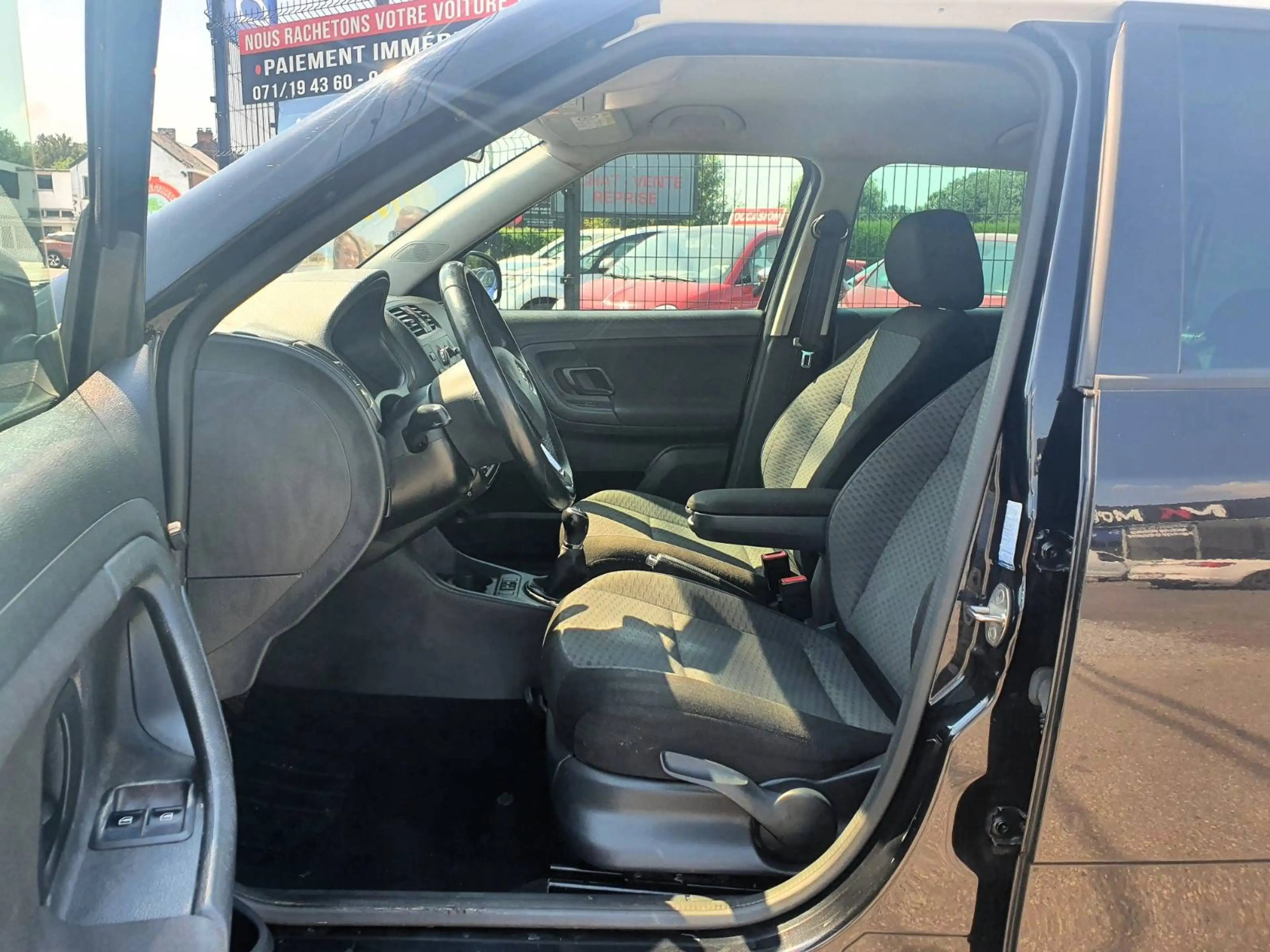 Skoda Fabia 🟢1.6 TDi 90CV - CLIM - GPS - BLUETOOTH — photo 5