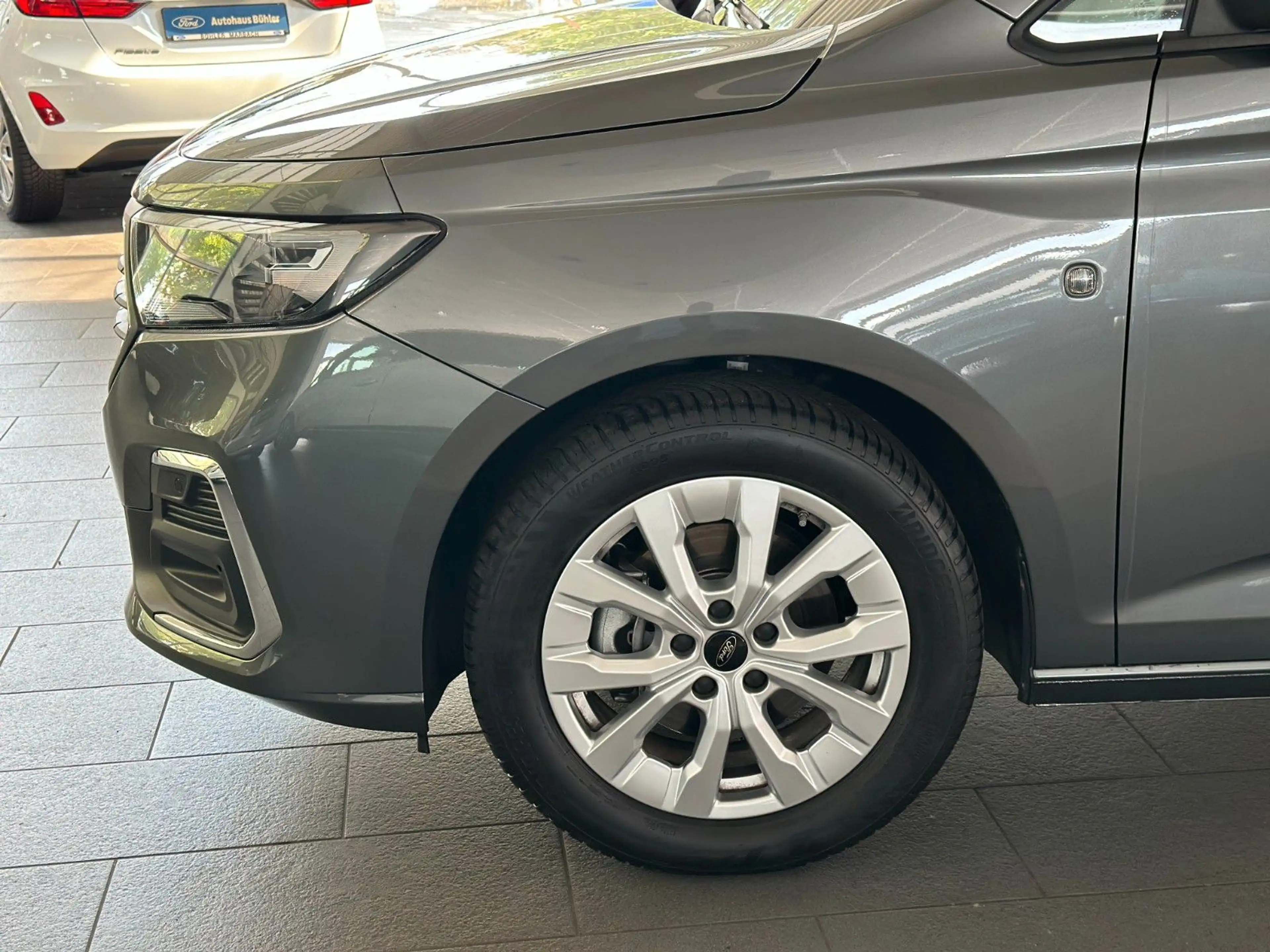 Ford Grand Tourneo Connect Titanium 2.0 AUTOMATIK — photo 11