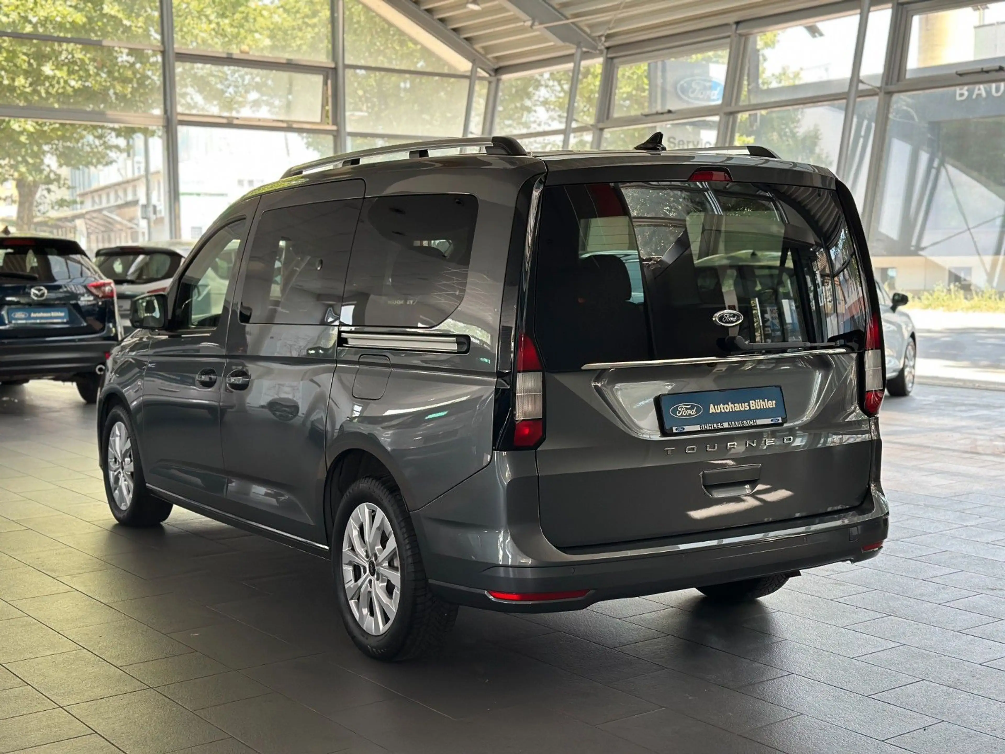 Ford Grand Tourneo Connect Titanium 2.0 AUTOMATIK — photo 3
