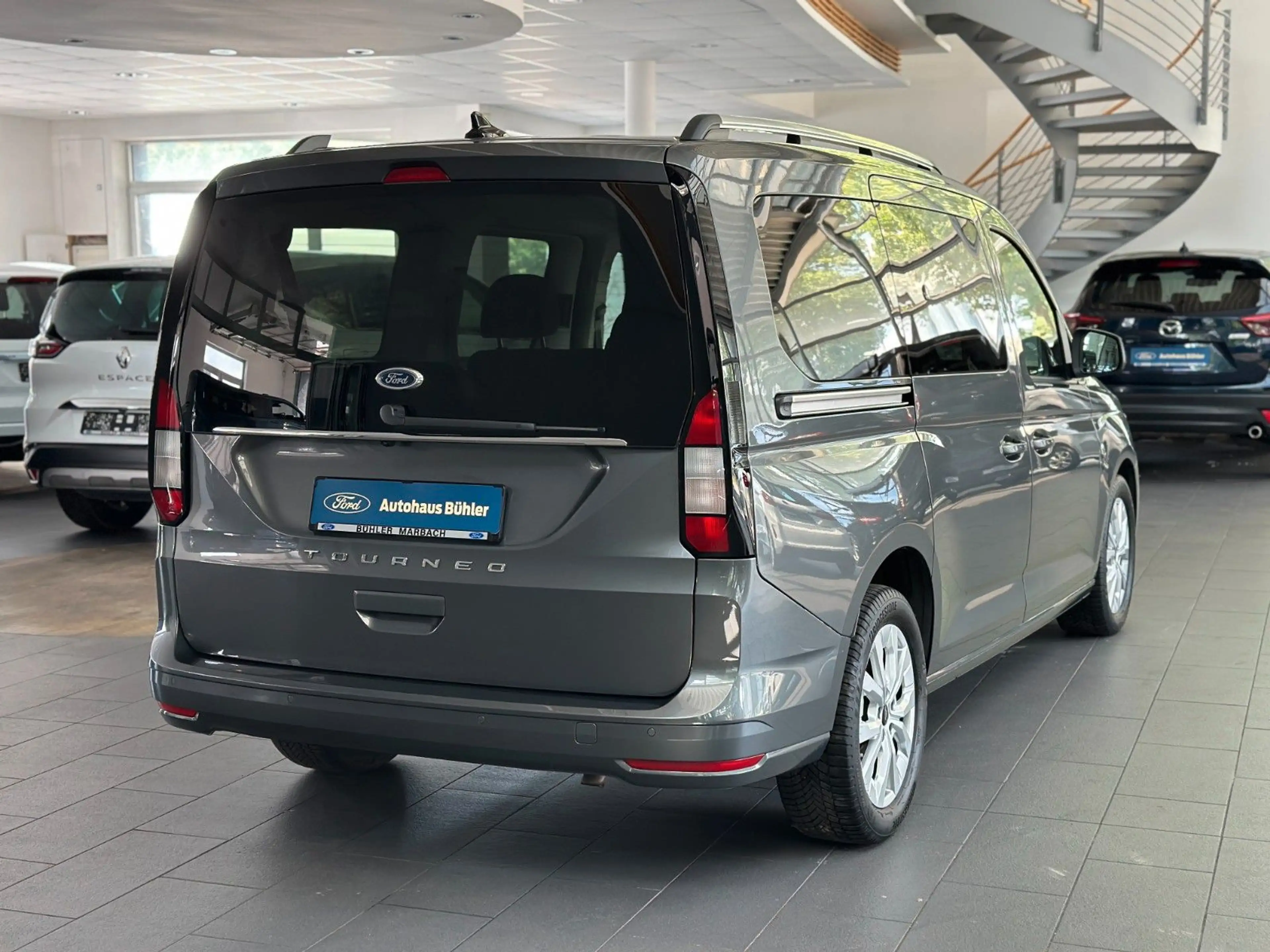 Ford Grand Tourneo Connect Titanium 2.0 AUTOMATIK — photo 5