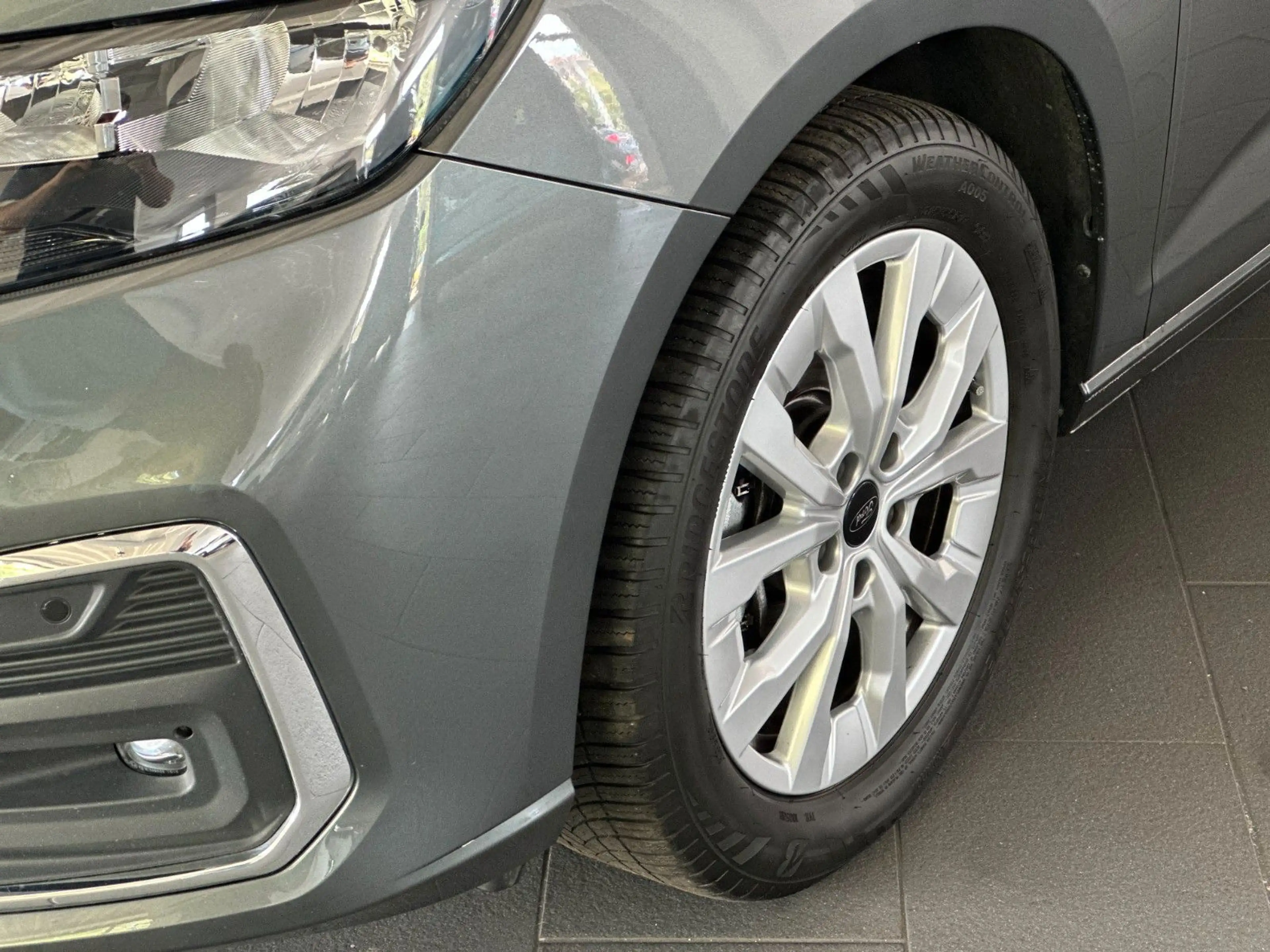 Ford Grand Tourneo Connect Titanium 2.0 AUTOMATIK — photo 9