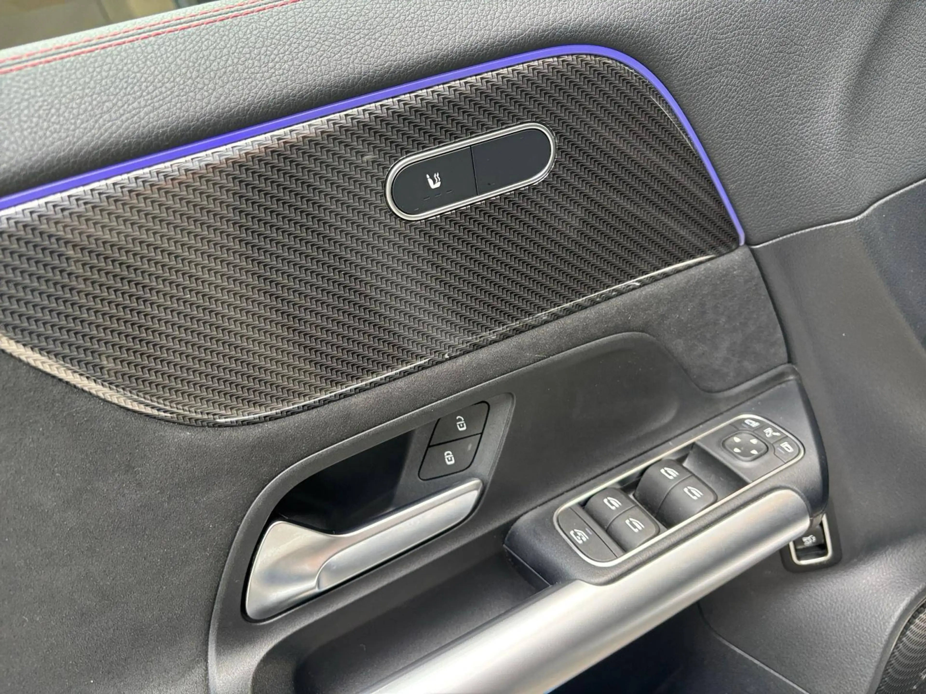 Mercedes-Benz GLA 200 GLA 200 AMG Line AMG Line/GARANTIE 12 MOIS/CARNET MERCEDES — photo 9