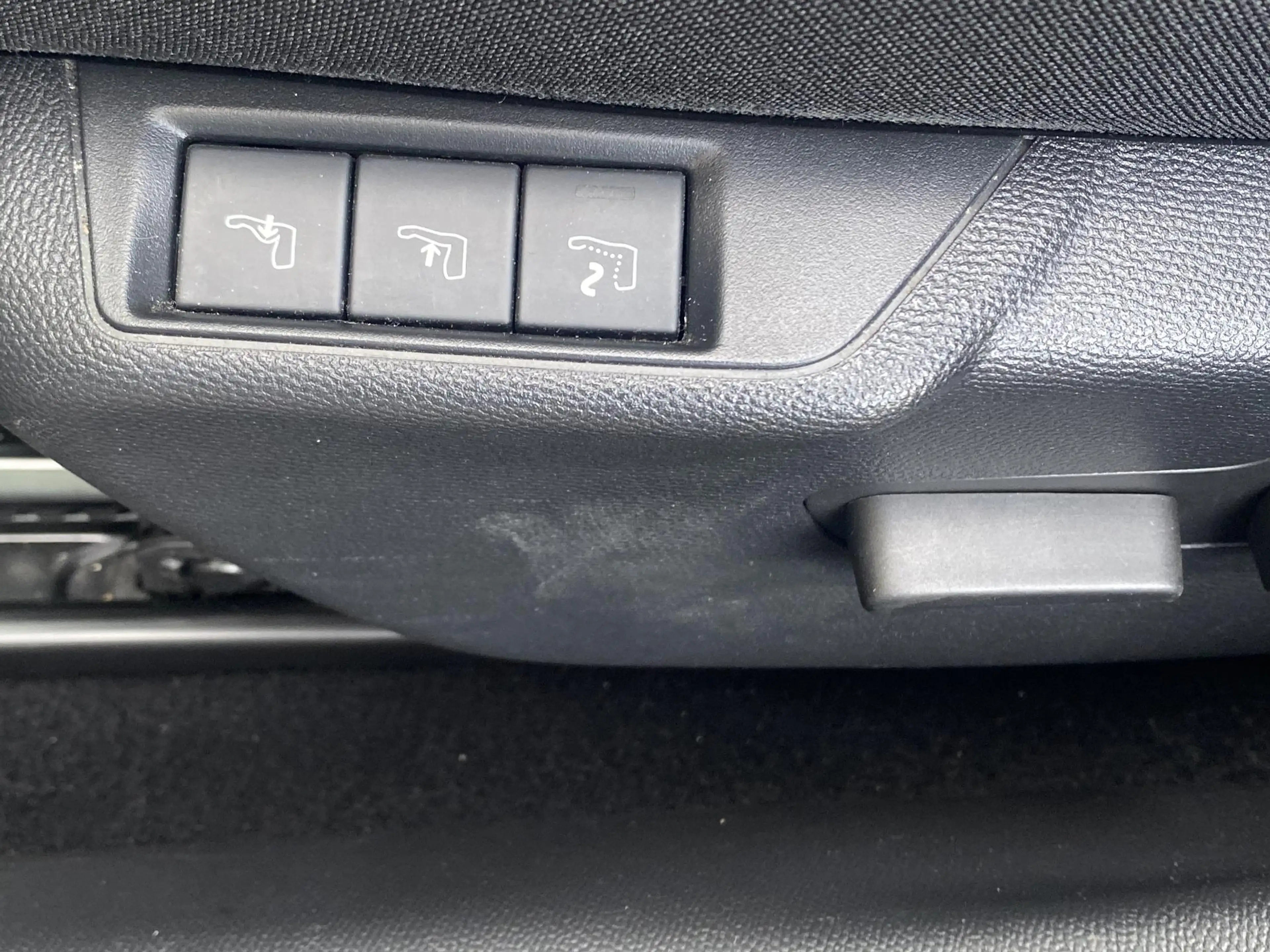 Peugeot e-2008 EV GT 50 kWh l Panoramisch Schuifdak l Massage l C — photo 13