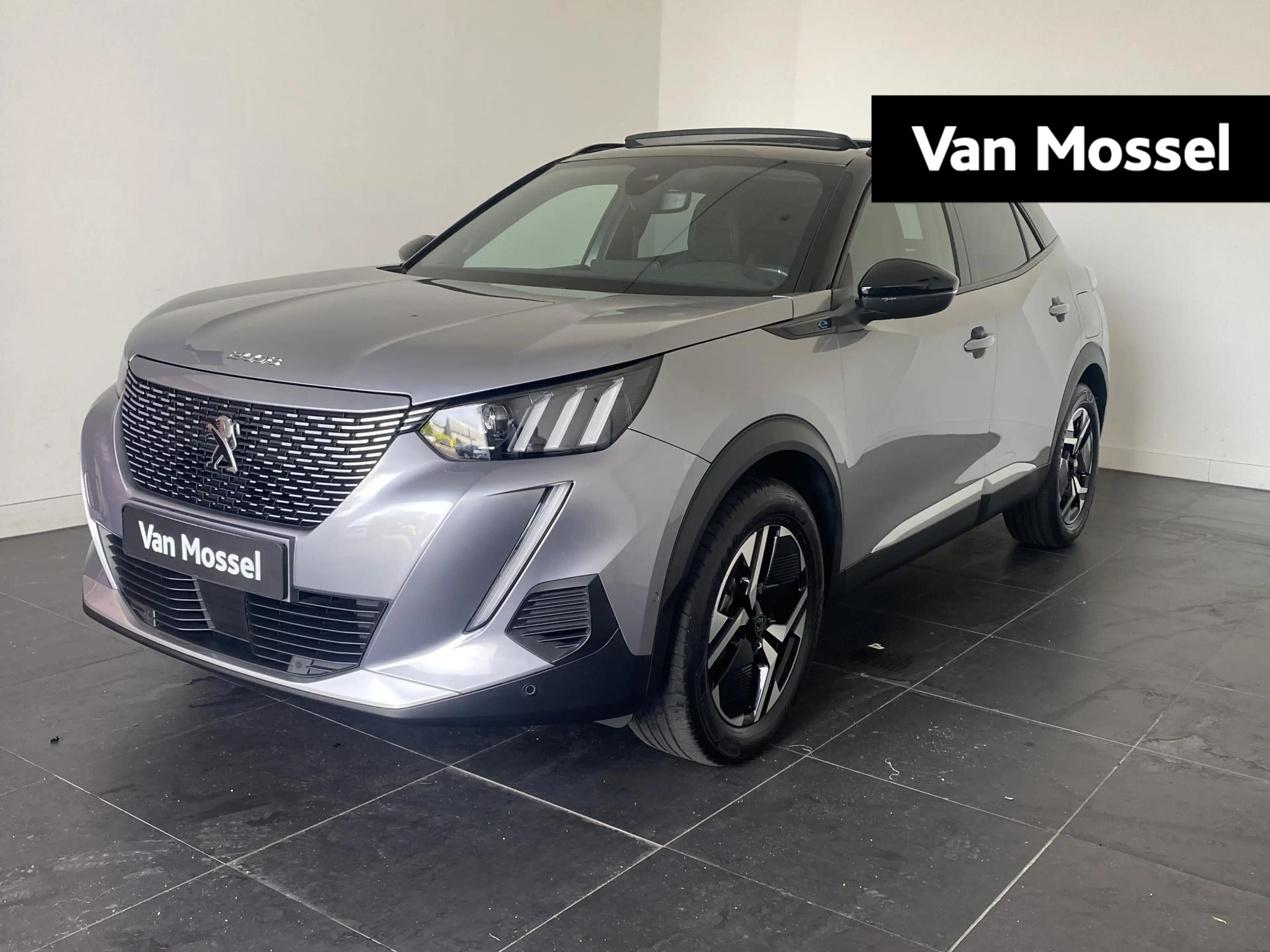 Peugeot e-2008 EV GT 50 kWh l Panoramisch Schuifdak l Massage l C