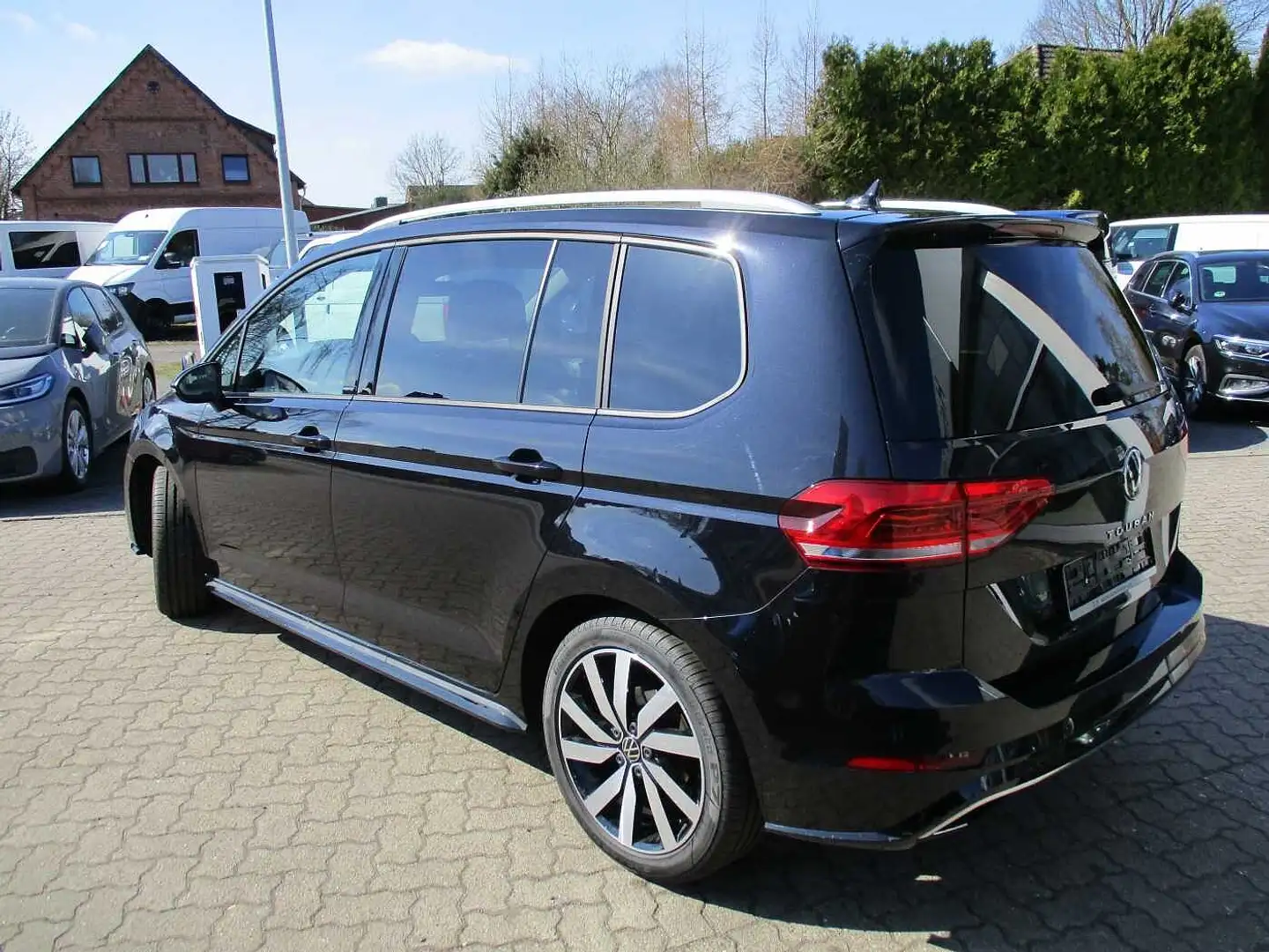 Volkswagen Touran 1.5 TSI ACT OPF Move Noir - 2