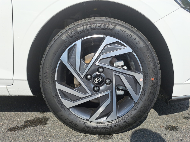 Hyundai i20 1.0 T-GDI Trend *LED*NAVI*DAB*4xSHZ*KAM* — photo 7