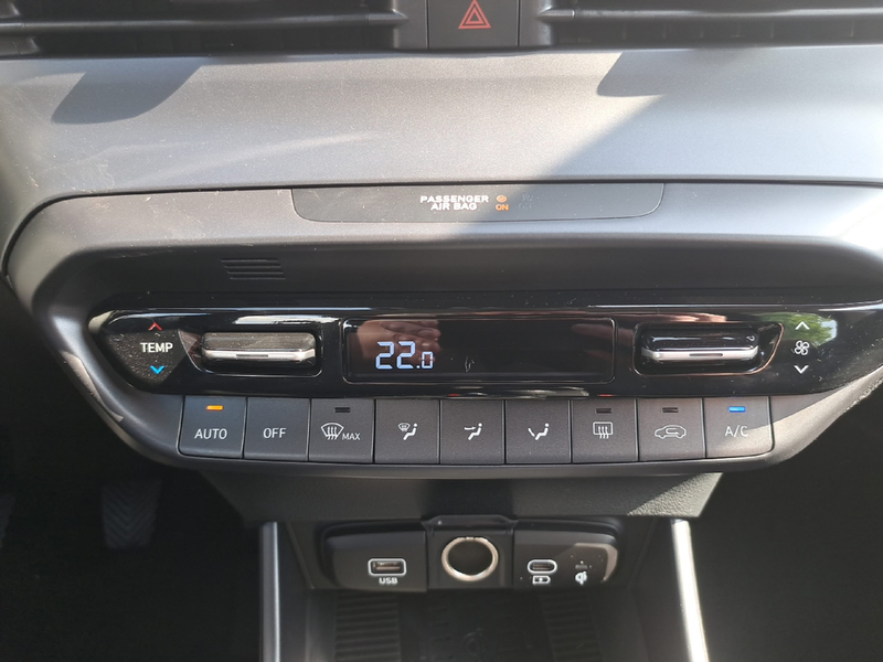 Hyundai i20 1.0 T-GDI Trend *LED*NAVI*DAB*4xSHZ*KAM* — photo 13