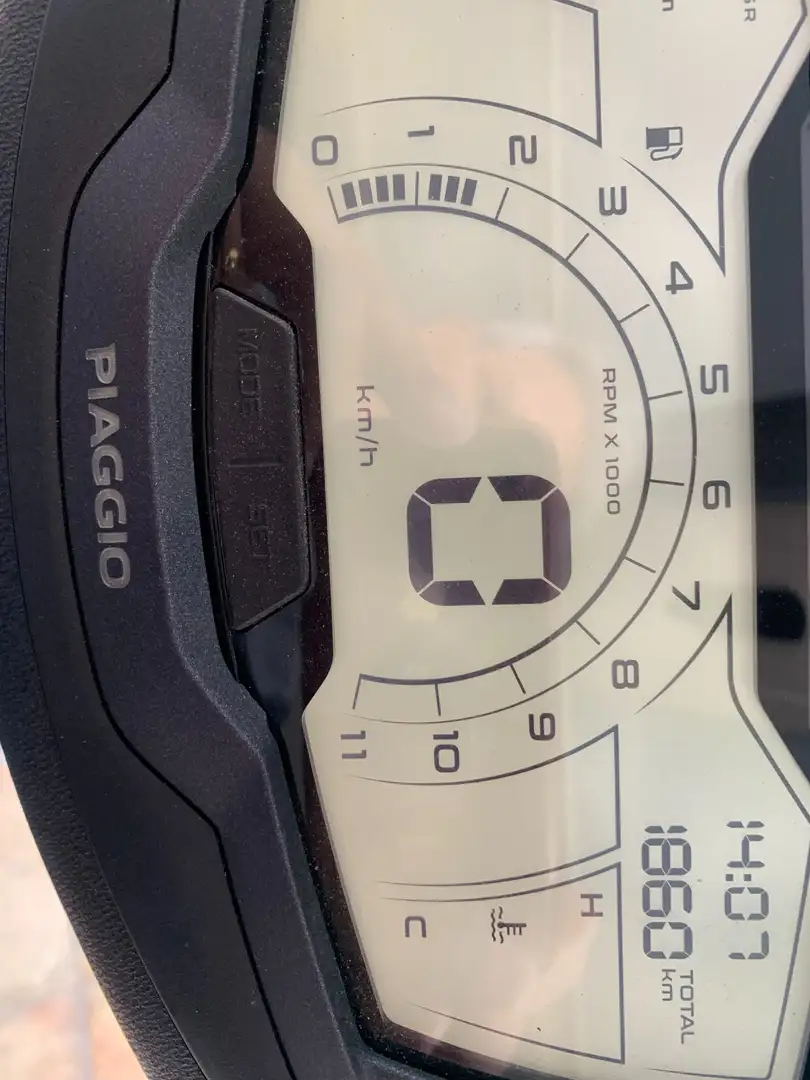 Piaggio Beverly 400 S Noir - 2