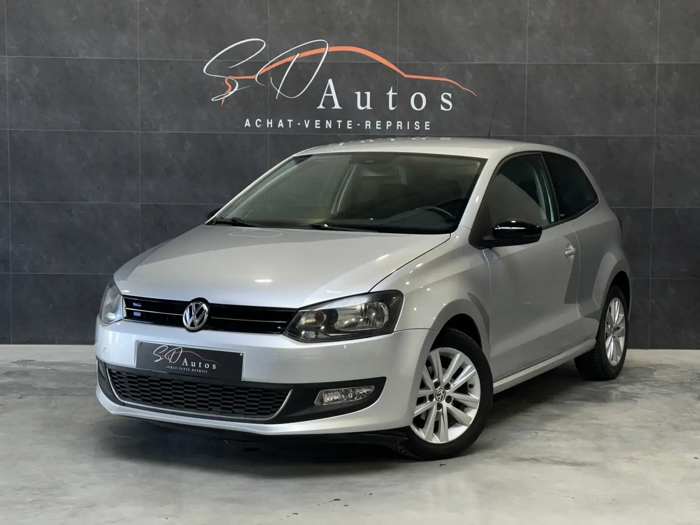 Volkswagen Polo 1.4i* BOITE AUTO * PACK STYLE * CAMERA * CAR PLAY* Grijs - 1