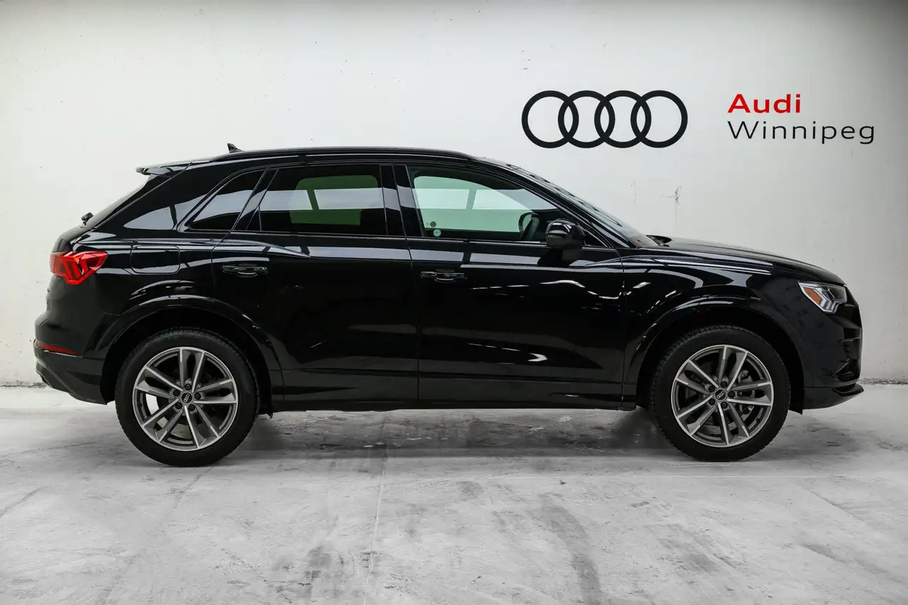 Audi Q3 photo Audi Q3