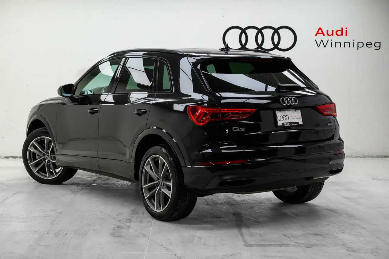 Audi Q3 photo Audi Q3