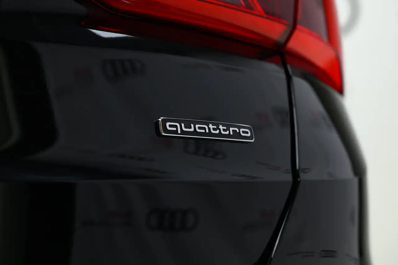 Audi Q3 photo Audi Q3