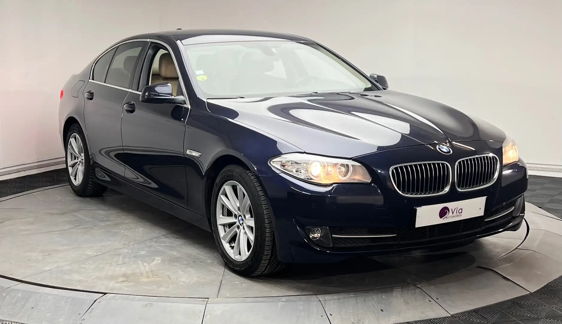 BMW 520 520d 184ch Confort A Noir - 2