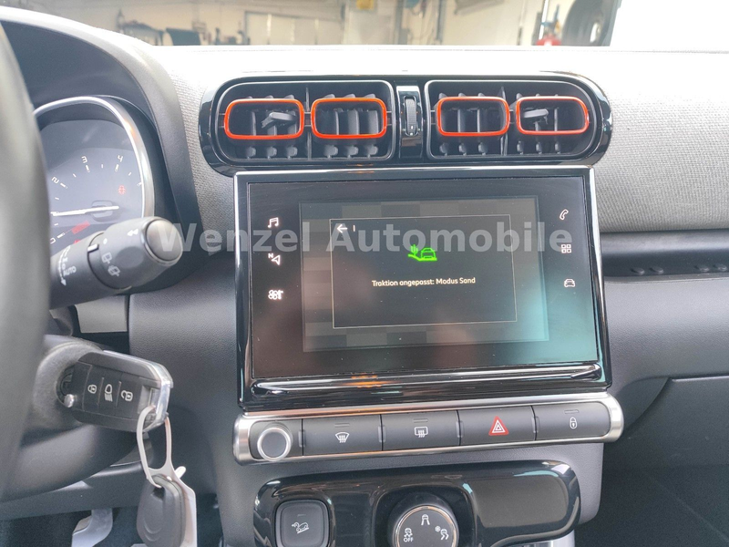 Citroen C3 Aircross Shine *NAVI*PDC*SH*AHK* — photo 24