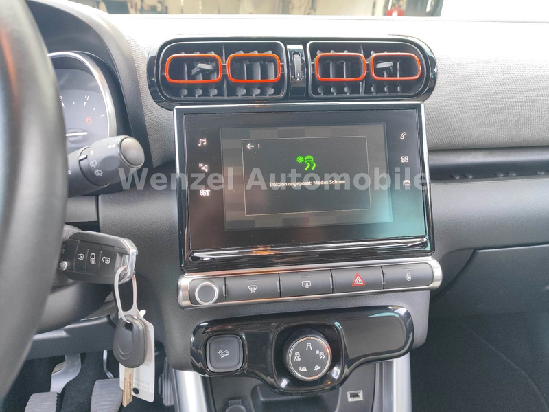Citroen C3 Aircross Shine *NAVI*PDC*SH*AHK* — photo 22