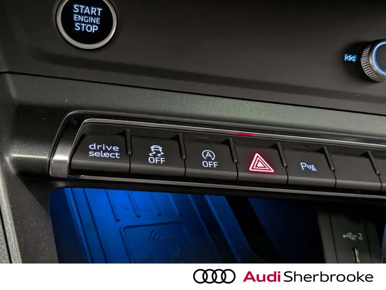 Audi Q3 снимка Audi Q3