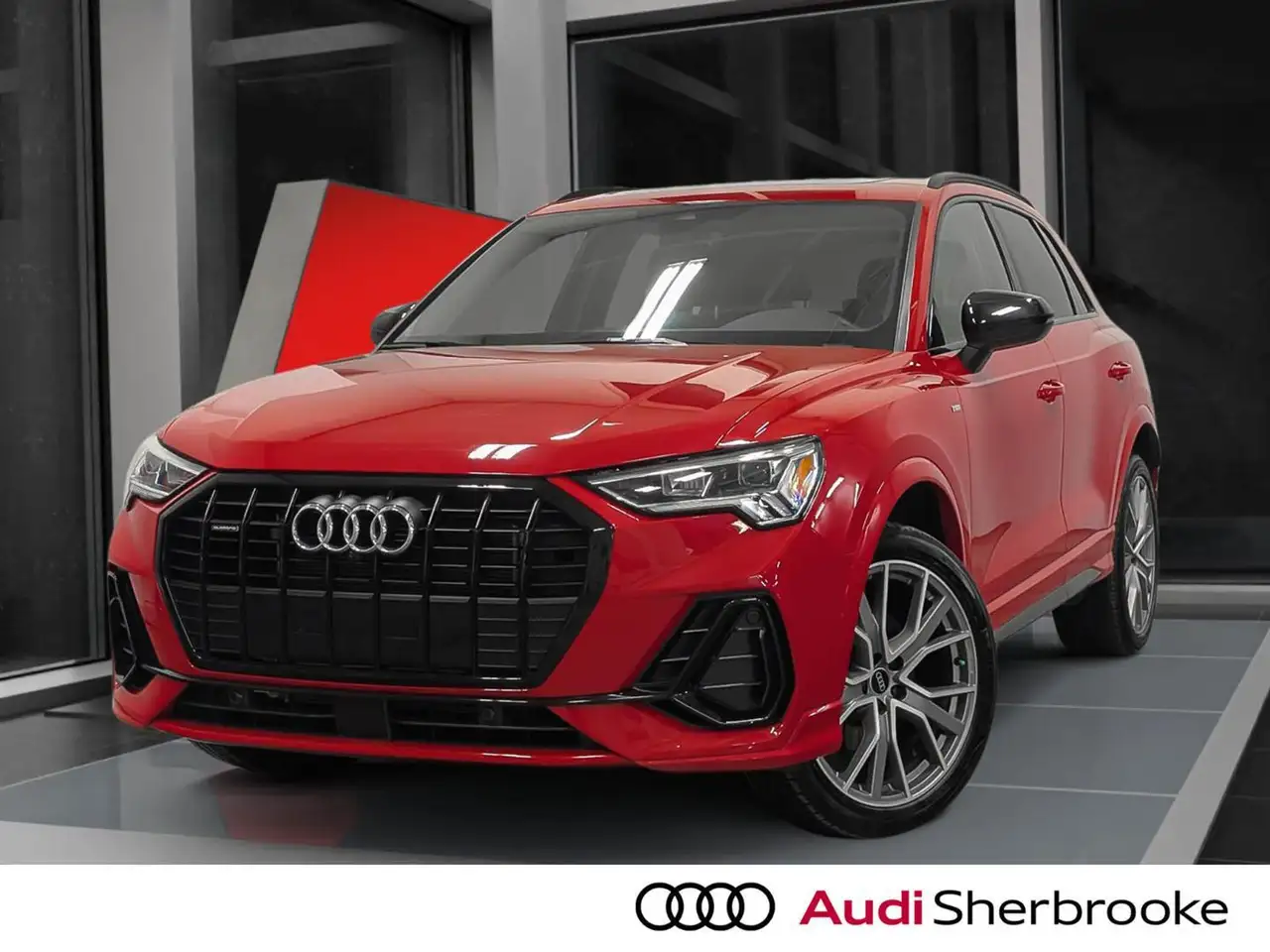 Audi Q3 снимка Audi Q3