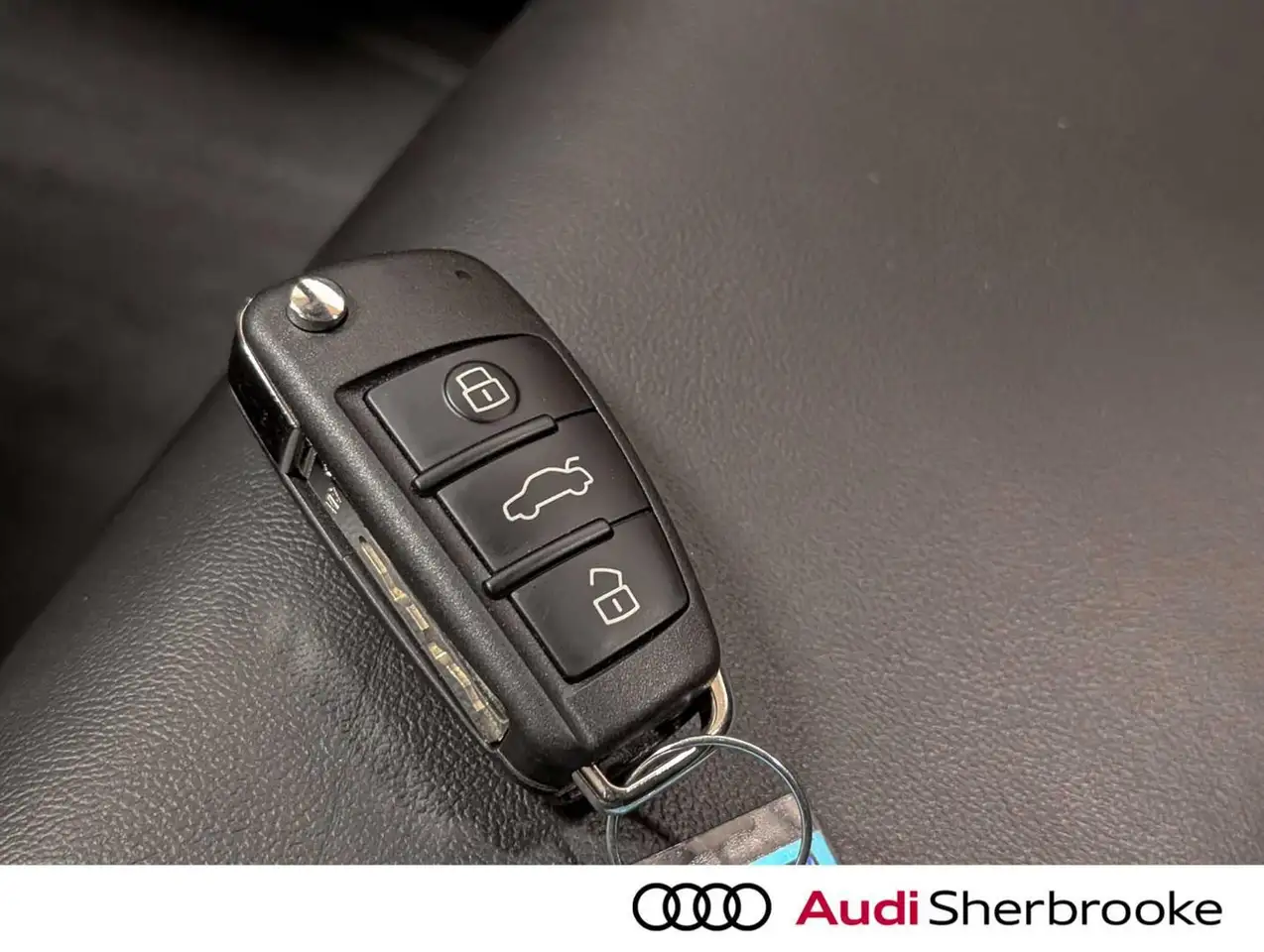 Audi Q3 снимка Audi Q3