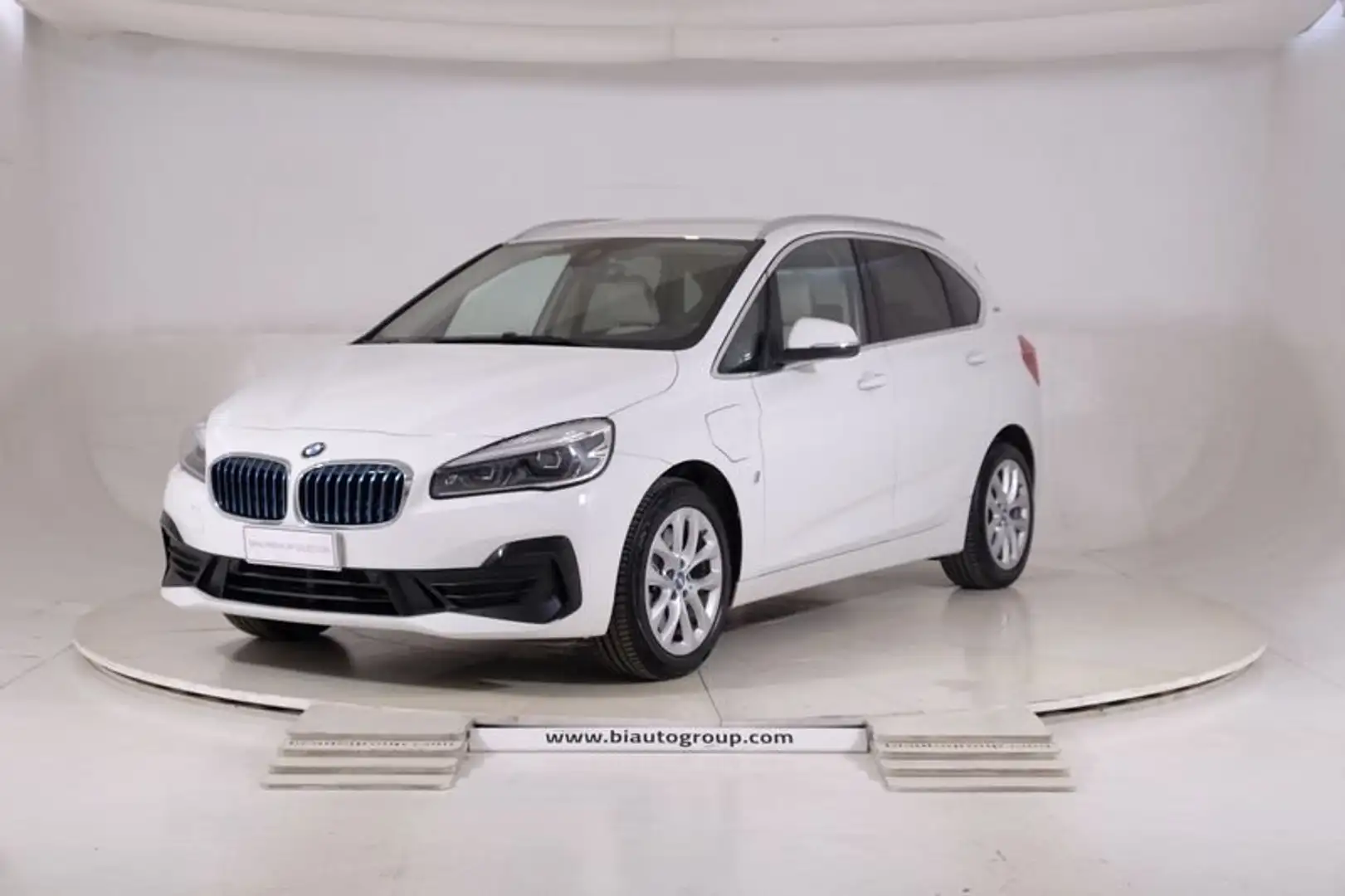 BMW 225 Serie 2 F45 2014 Active Tourer 225xe Active Toure Bianco - 1