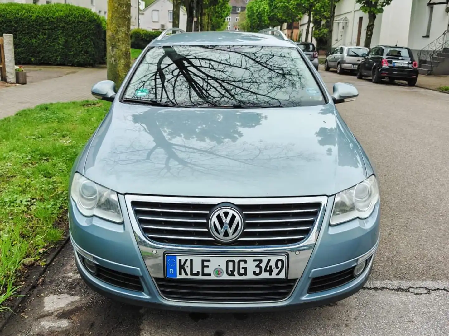 Volkswagen Passat Blau - 2