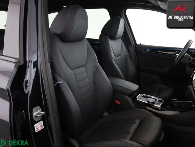 BMW iX3 view 11
