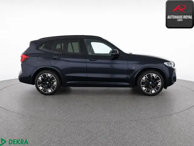 BMW iX3 view 6