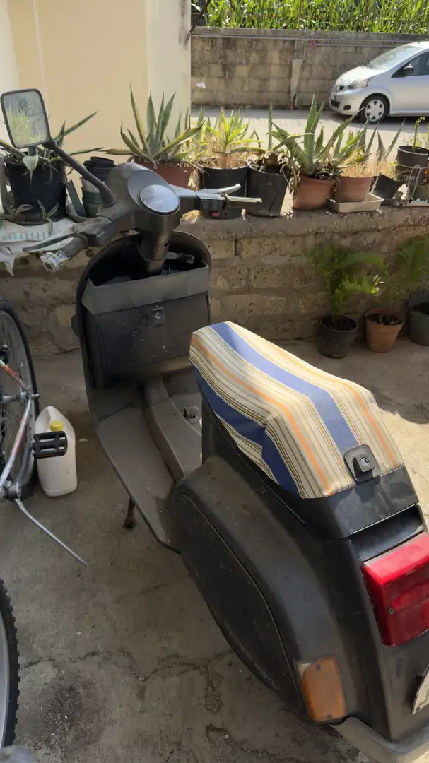 Vespa 50 N messa in moto anche elettronica, bloccasterzo - 1