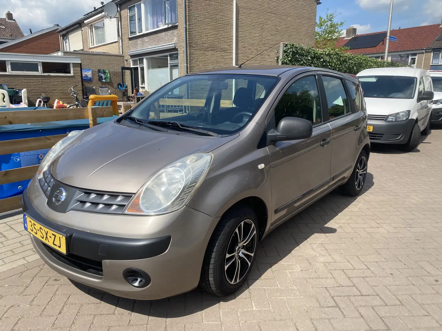 Nissan Note 1.4 Visia Bruin - 1