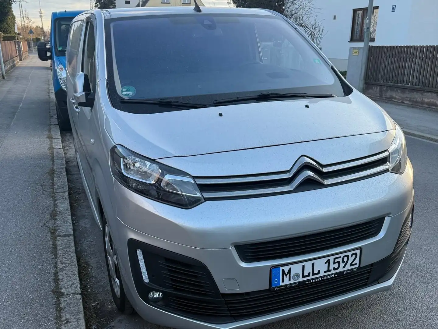 Citroen Jumpy Jumpy 2.0 BlueHDi Komfort Plus M BlueHDi 120 Busin Silber - 1