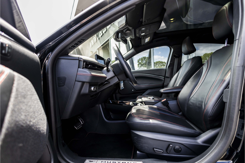 Ford Mustang Mach-E AWD 75 kWh | Pano | B&O | Camera — photo 11