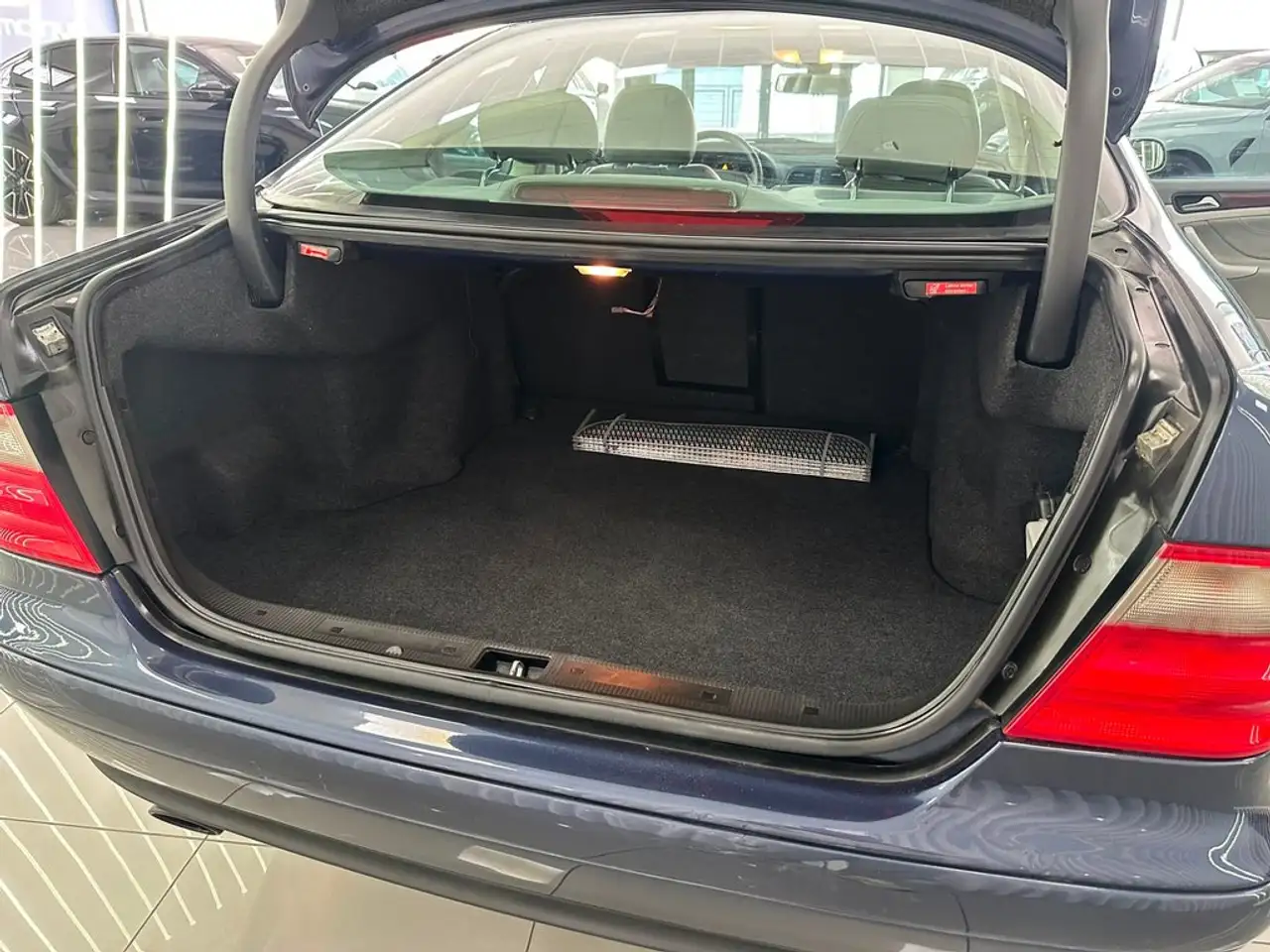 Mercedes-Benz CLK 200 320 Elegance, foto 11
