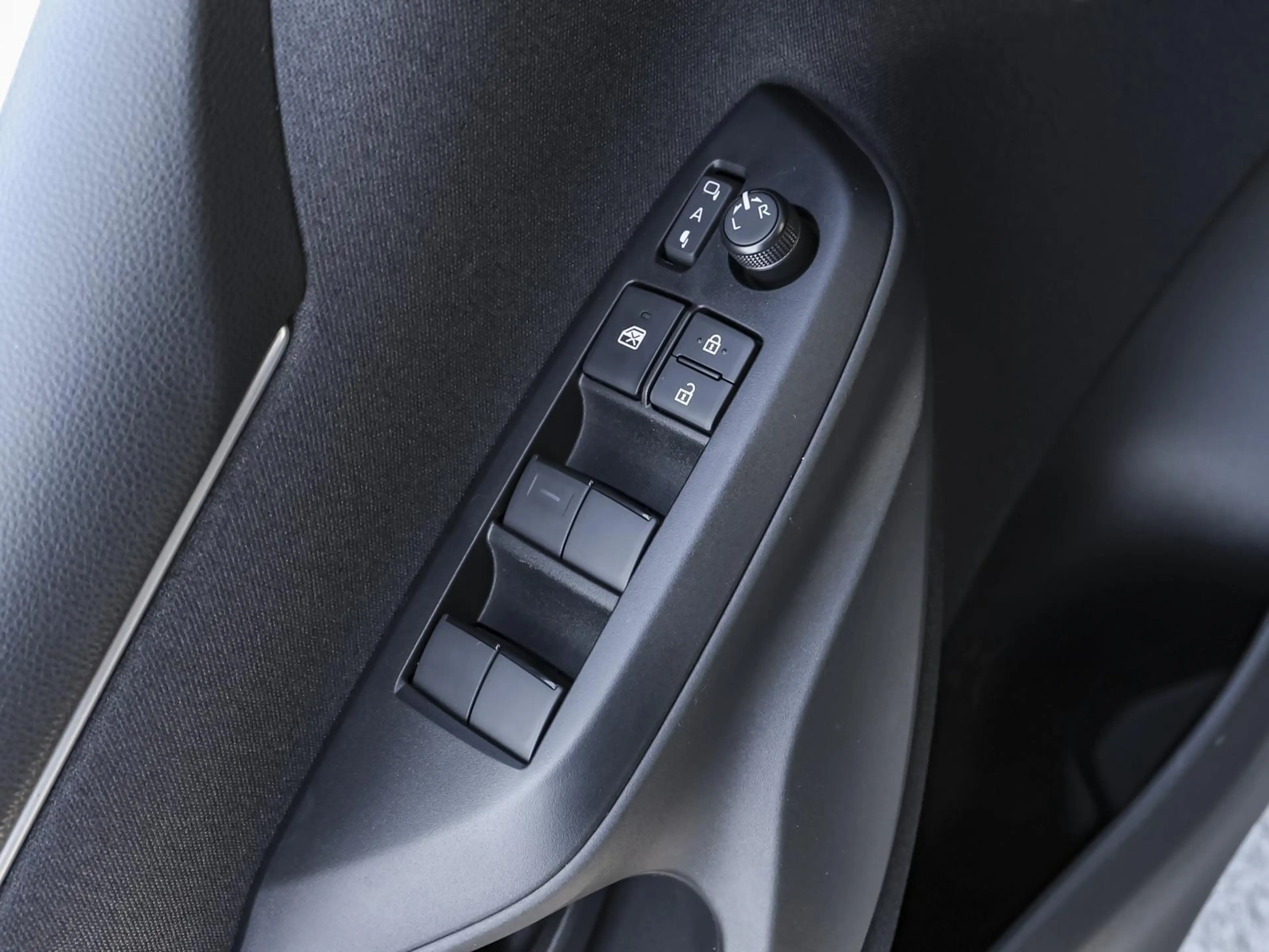 Mazda 2 1.5 CVT Centre-Line SHZ PDC RFK KLIMA — photo 8