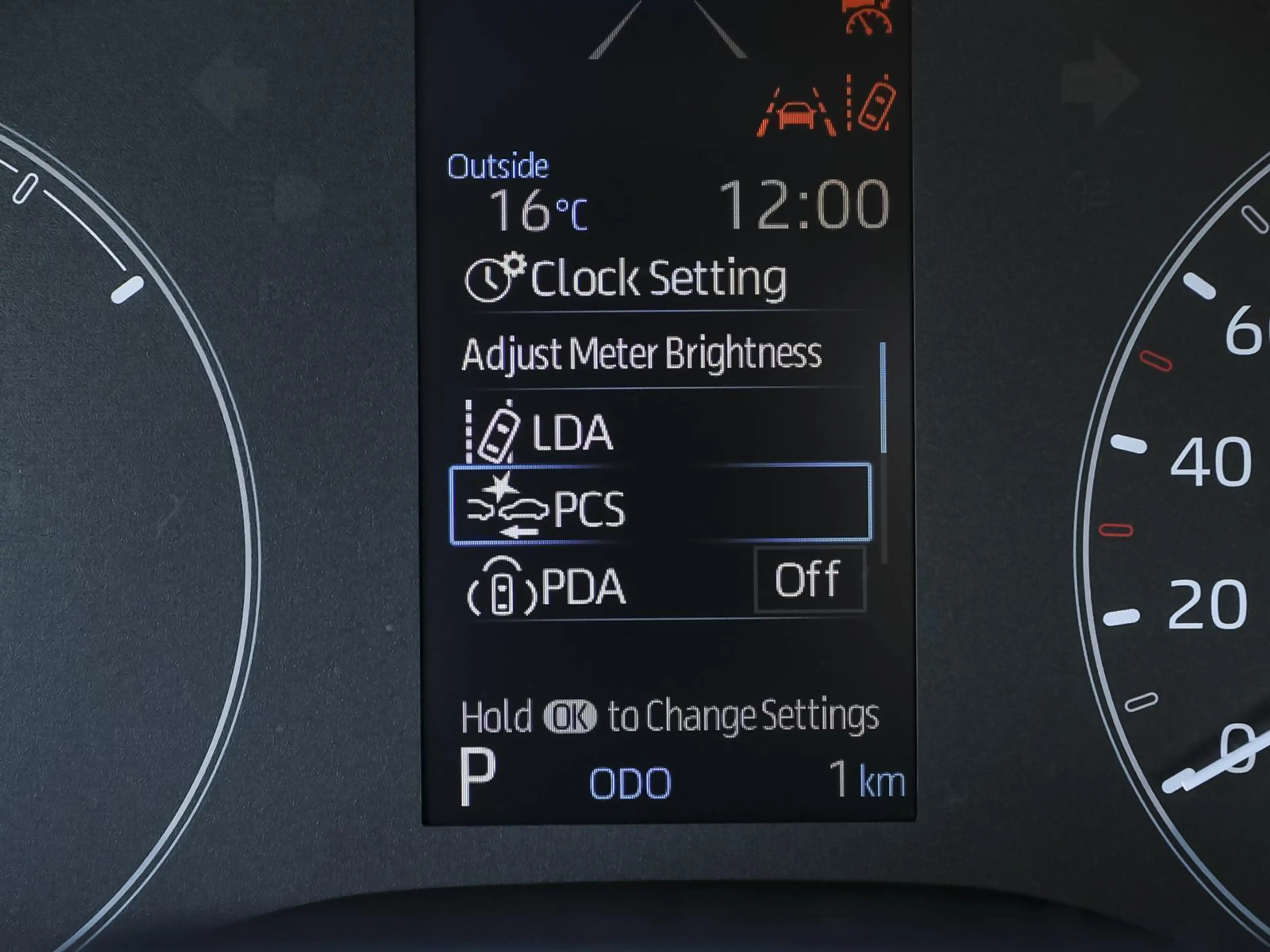 Mazda 2 1.5 CVT Centre-Line SHZ PDC RFK KLIMA — photo 12