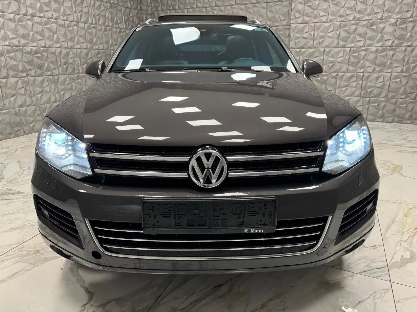 Volkswagen Touareg V6 TDI BMT 4Motion Aut. Gris - 2