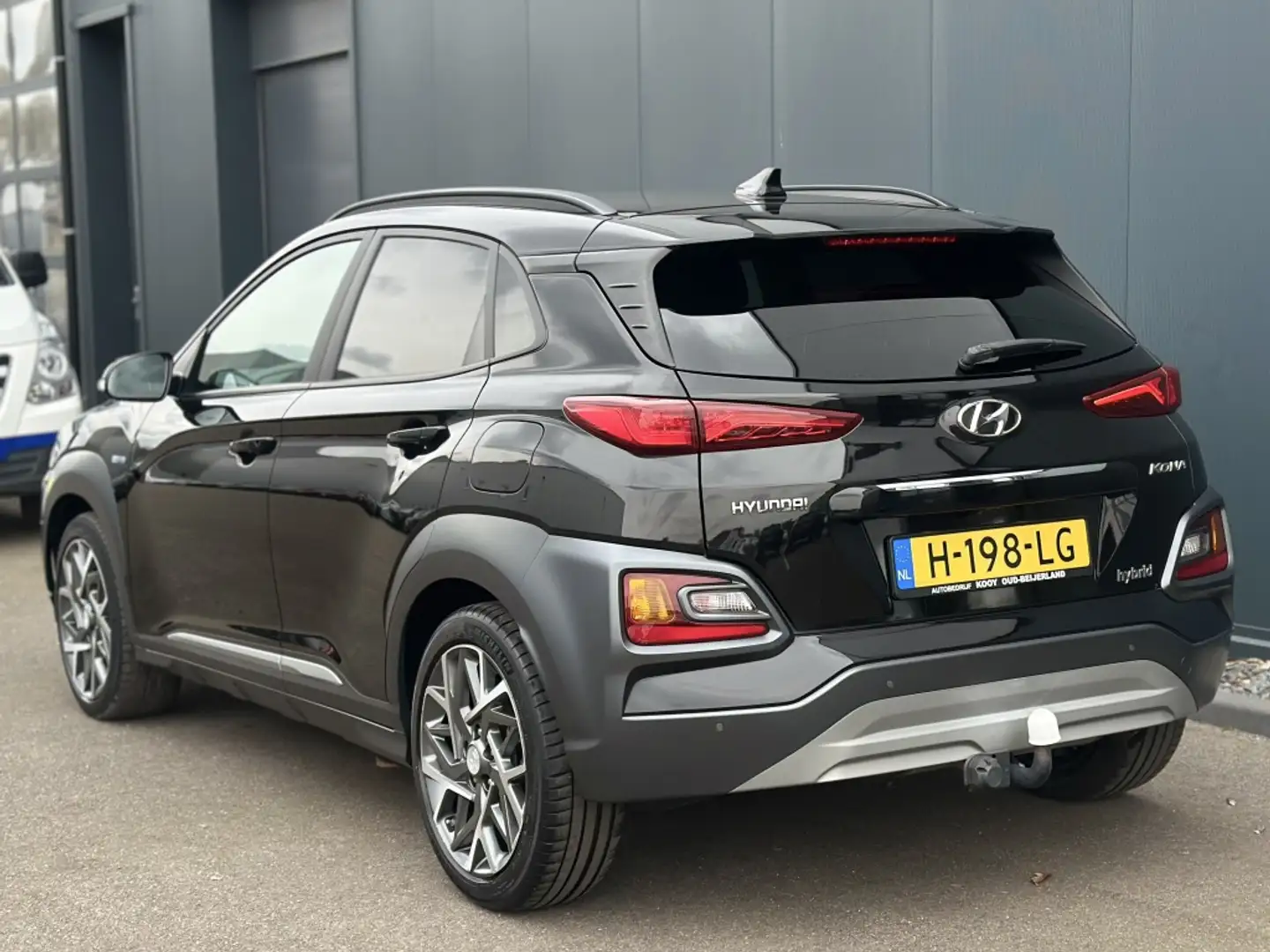 Hyundai KONA 1.6 GDI HEV Premium Zwart - 2
