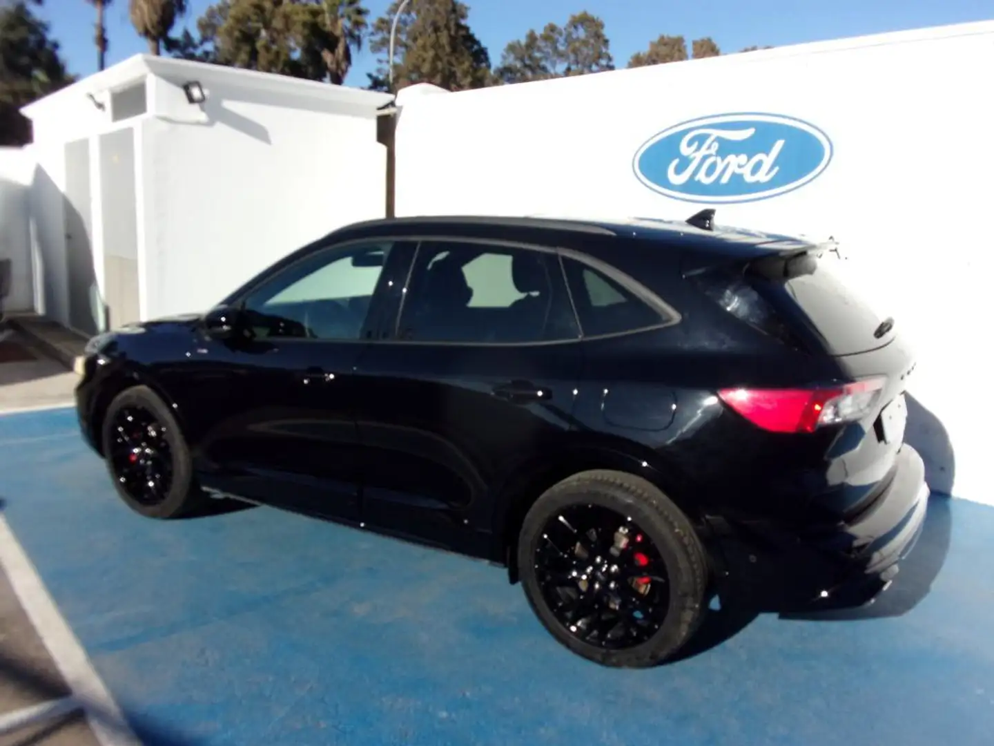 Ford Kuga 1.5 EcoBoost ST-Line X FWD 150 Negro - 1