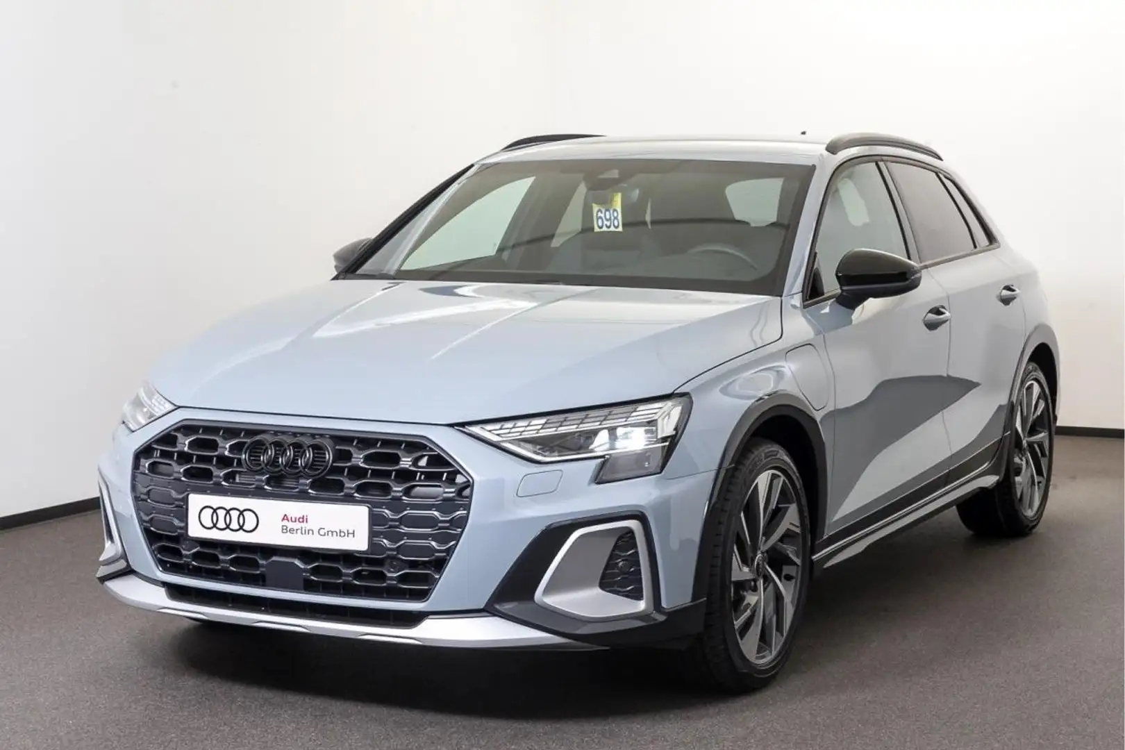 Audi A3 allstreet 40 TFSI e S tronic Grau - 2