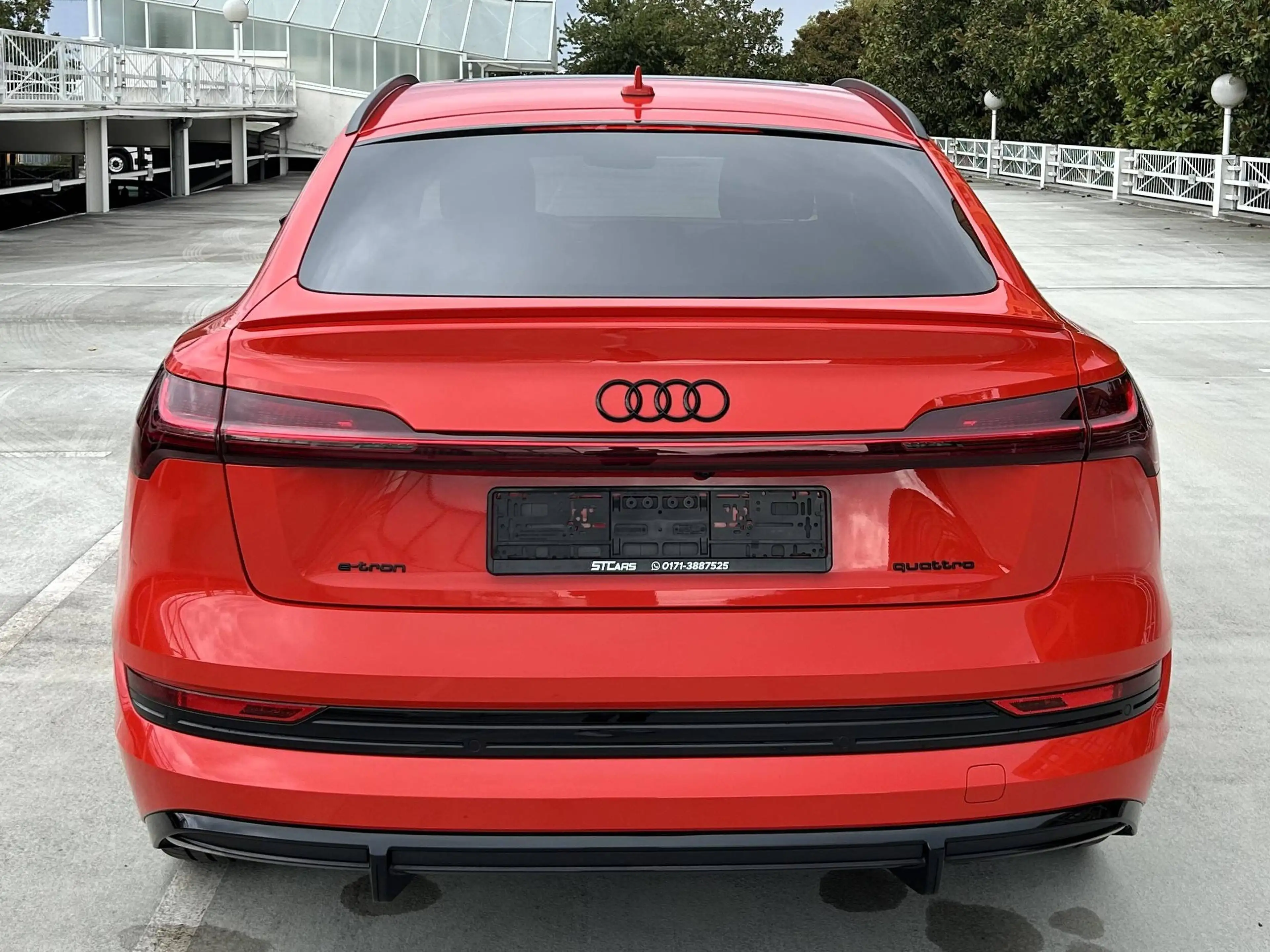 Audi e-tron Sportback 55 quattro S line/Pano/Head-up — photo 6
