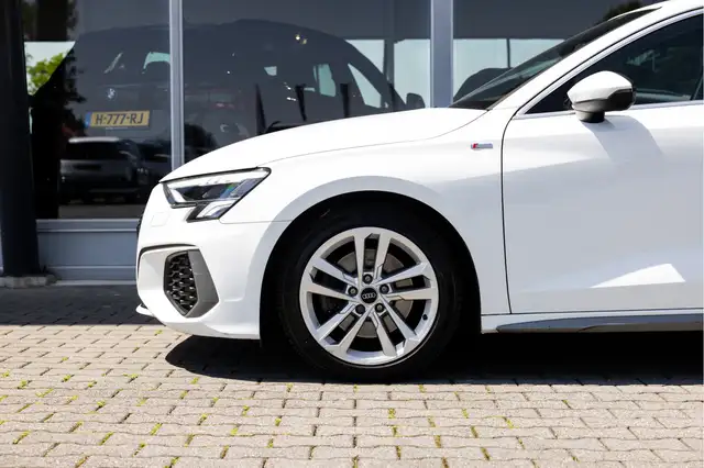 Audi A3 view 17