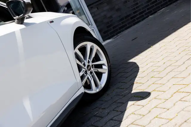 Audi A3 view 12