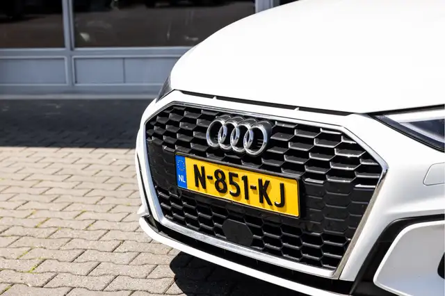 Audi A3 view 21