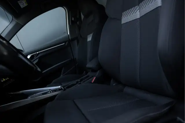 Audi A3 view 9