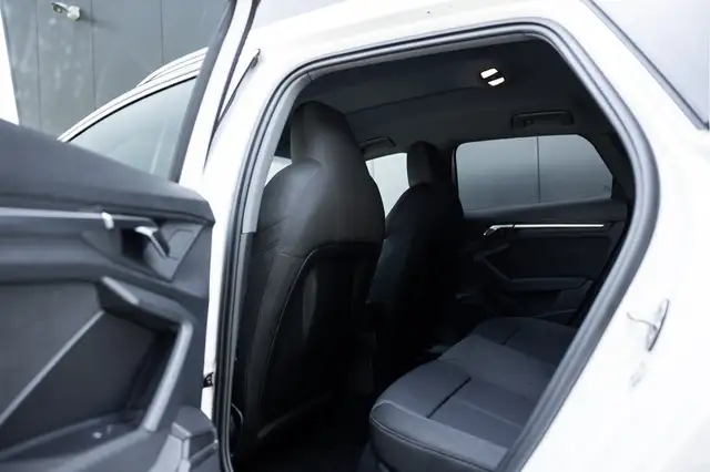 Audi A3 view 24