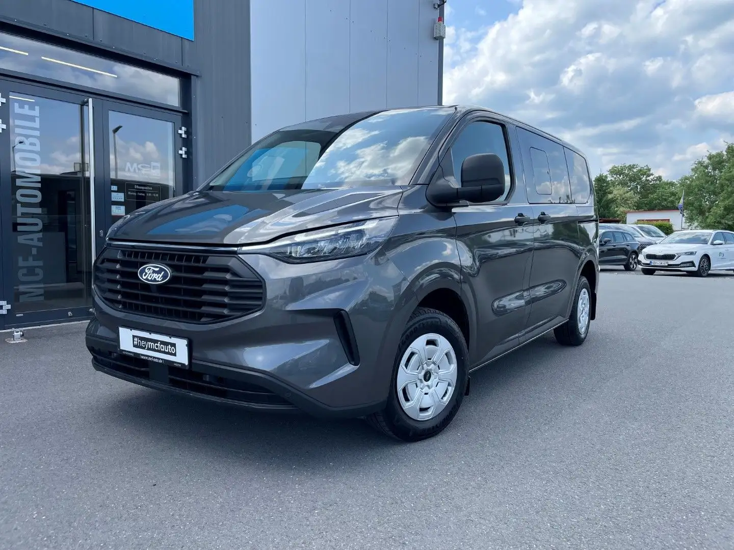 Ford Transit Custom 320 L1Trend *Kamera*Navi*8-Sitzer Grau - 2