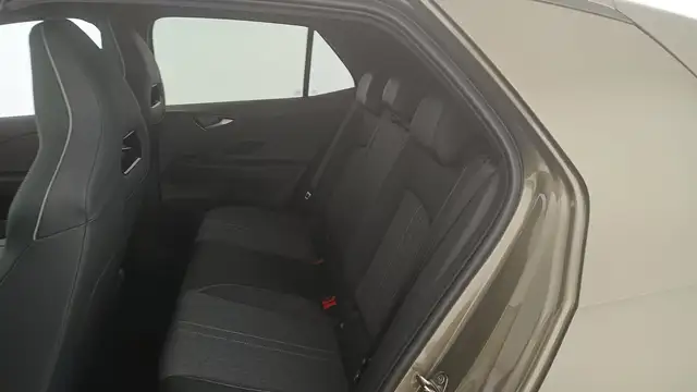 Volkswagen ID.3 view 12