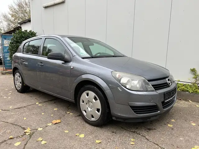 Opel Astra H Limousine Automatik guter Zust 4 Türen