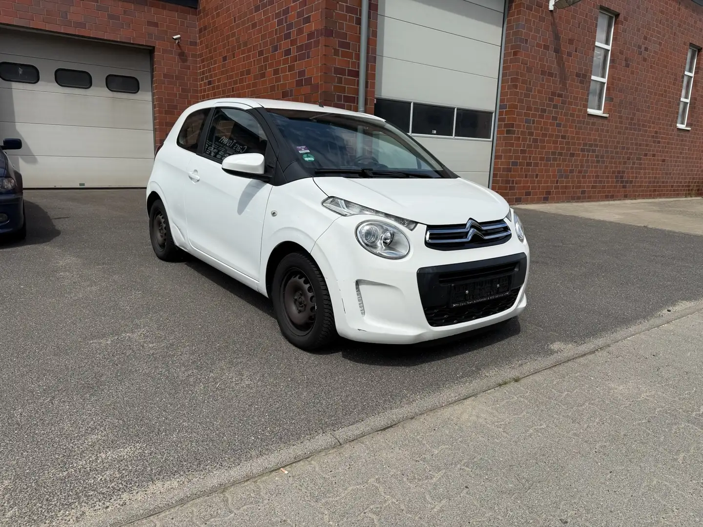 Citroen C1 Puretech 82 Feel, Klima Weiß - 1
