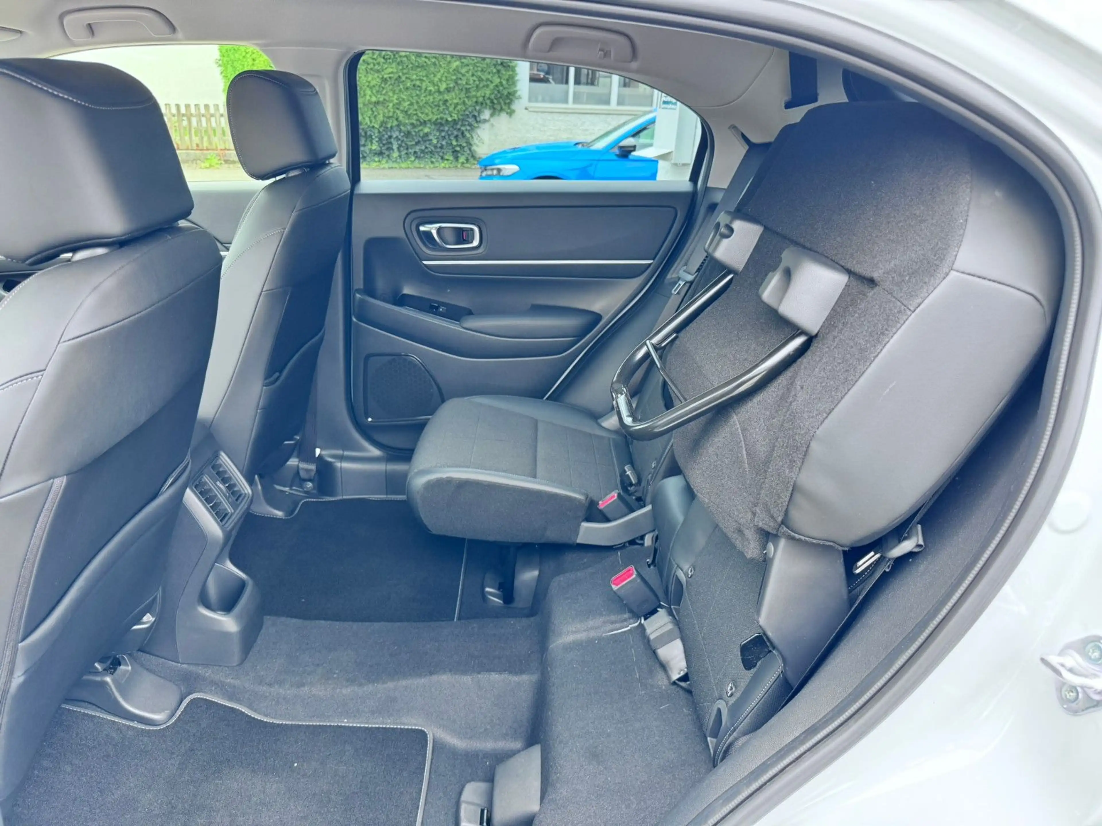 Honda HR-V 1.5 i-MMD Hybrid Advance — photo 14